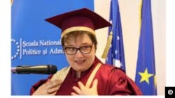 Maria Bucur, la ceremonia de primire a titlului de Doctor Honoris Causa la SNSPA