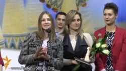 Доброчинці України отримали у подяку «Янголів добра»