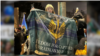 Катерина Музлова, донька звільненого нещодавно з полону морпіха, на акції з вимогою звільнення усіх військовополонених і заручників Росії. 