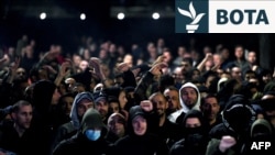 Pamje prej protestave kundër migrantëve turq para Qeverisë së Malit të Zi në Podgoricë më 28 tetor 2025.
