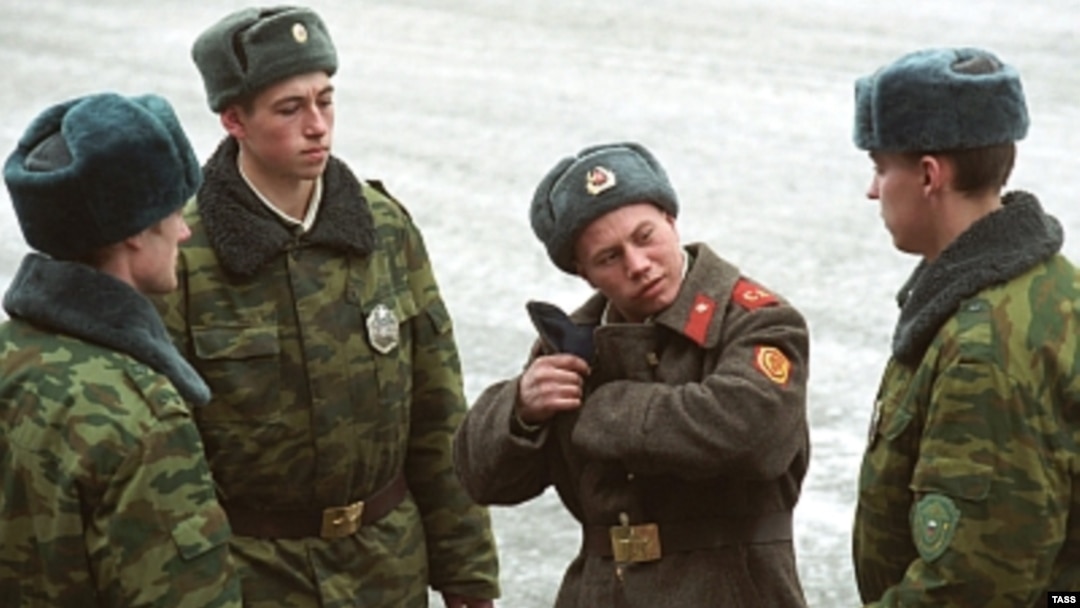 В российскую армию призывают откровенно больных юношей, считают правозащитники