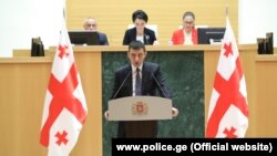 შინაგან საქმეთა მინისტრობის კანდიდატი გიორგი გახარია პარლამენტში