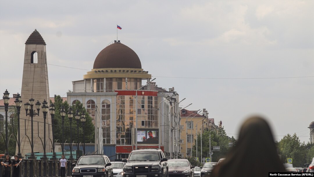 Чеченистон пойтахти Грозний шаҳри.