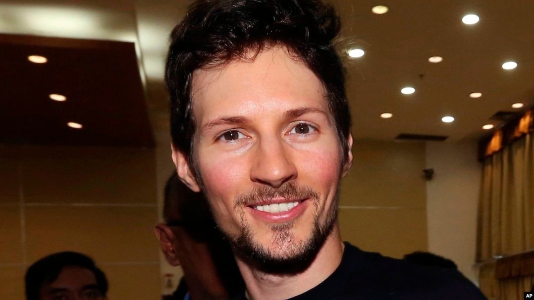 Pavel Durov are o relație complicată cu autoritățile ruse, pe care încearcă să le evite de ani buni. Acum, rușii vor acces consular la el în timp ce e reținut de autoritățile franceze.