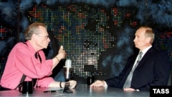 Larry King (left) interviewing Russian President Vladimir Putin for CNN in New York in 2000, at the dawn of what critics deem the era of "Putinism."