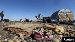 Orsýetiň heläkçilige uçran uçarynyň galyndylary. 1-nji noýabr, 2015 ý.