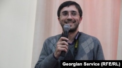 ჟურნალისტი ზვიად თხელიძე