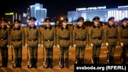 Рэпэтыцыя вайсковага параду, Менск, красавік 2020. Ілюстрацыйнае фота