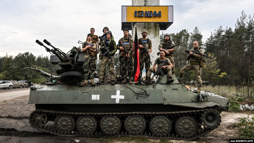 Украінскія войскі ў вызваленым аде расейцаў Ізюме Харкаўскай вобласьці, 17 верасьня 2022