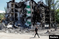 Lebombázott épület Mariupolban 2022. május 12-én