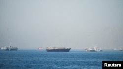 تنگه هرمز