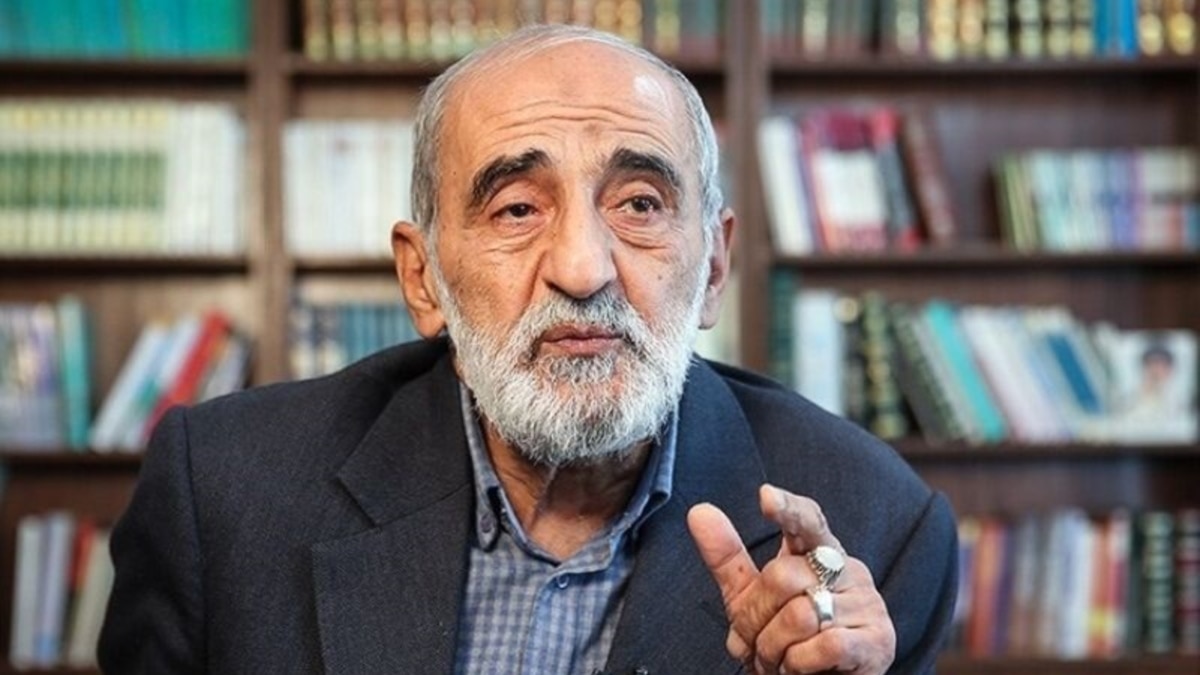 Iran - Hossein Shariatmadari Blasts Iraq's Grand Ayatollah Sistani Iran - Hossein Shariatmadari Blasts Iraq's Grand Ayatollah Sistani