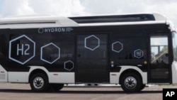 İtaliyanın "Rampini" şirkətinin hidrogen-elektrik avtobusu