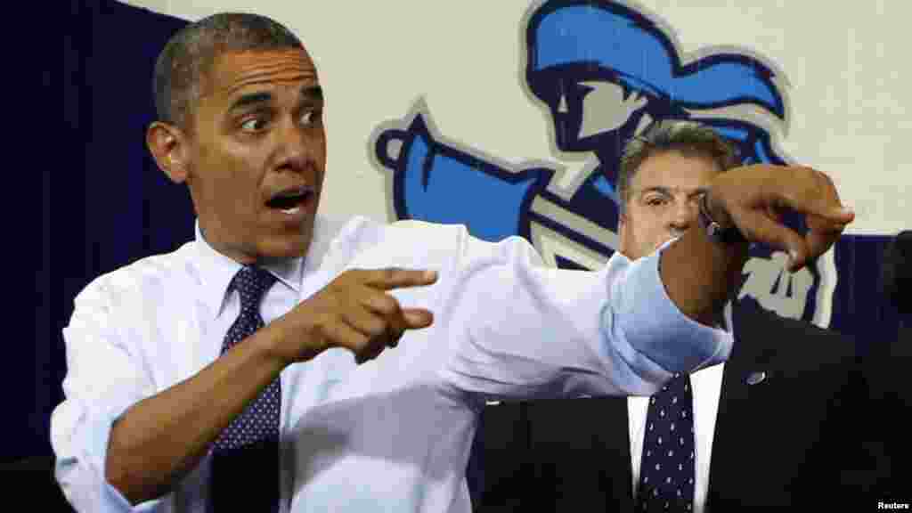 SAD - Američki predsjednik Barack Obama na predizbornoj kampanji u Las Vegasu, 22. august 2012. Foto: REUTERS / Kevin Lamarquereacts