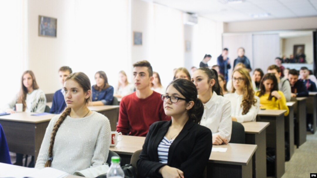 Aproape 400.000 de studenți așteaptă începerea noului an universitar