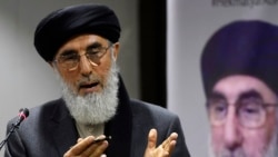 Gulbuddin Hekmatyar, leader of the Hezb-e Islami party in Afghanistan, speaks at an event in Islamabad. (file photo)