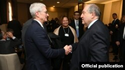 Հայաստանի նախագահ Արմեն Սարգսյանի և Apple ընկերության գլխավոր գործադիր տնօրեն Թիմ Քուքի հանդիպումը, Դավոս, 21-ը հունվարի, 2020թ.