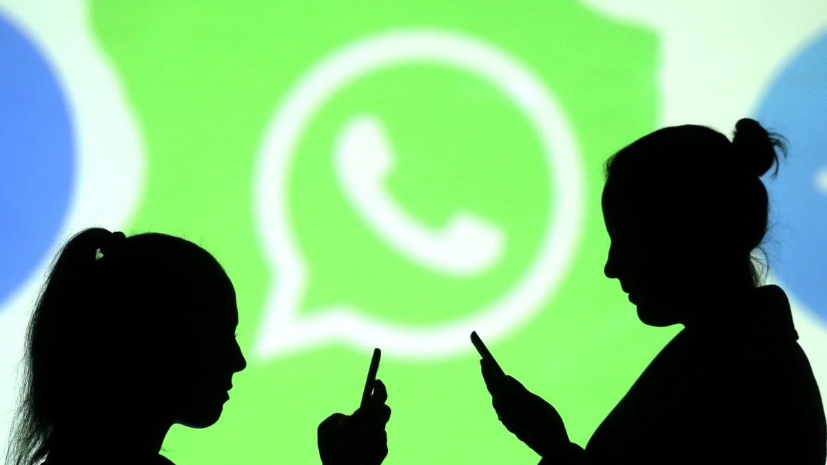 In Russia, they can block WhatsApp after expanding its functions