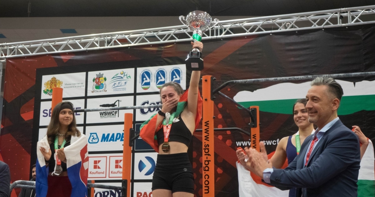 Всичко започва като на шега – от кварталните лостове. Там