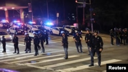 Policija na ulicama Los Angelesa, Kalifornija, SAD, 10. juna 2025.