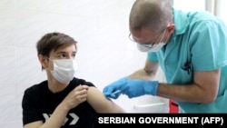 Premijerka Srbije primila je 24. decembra vakcinu protiv korona virusa u Institutu za virusologiju "Torlak" u Beogradu