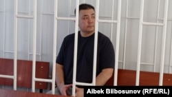 Мелис Аспеков в зале суда, архивное фото.