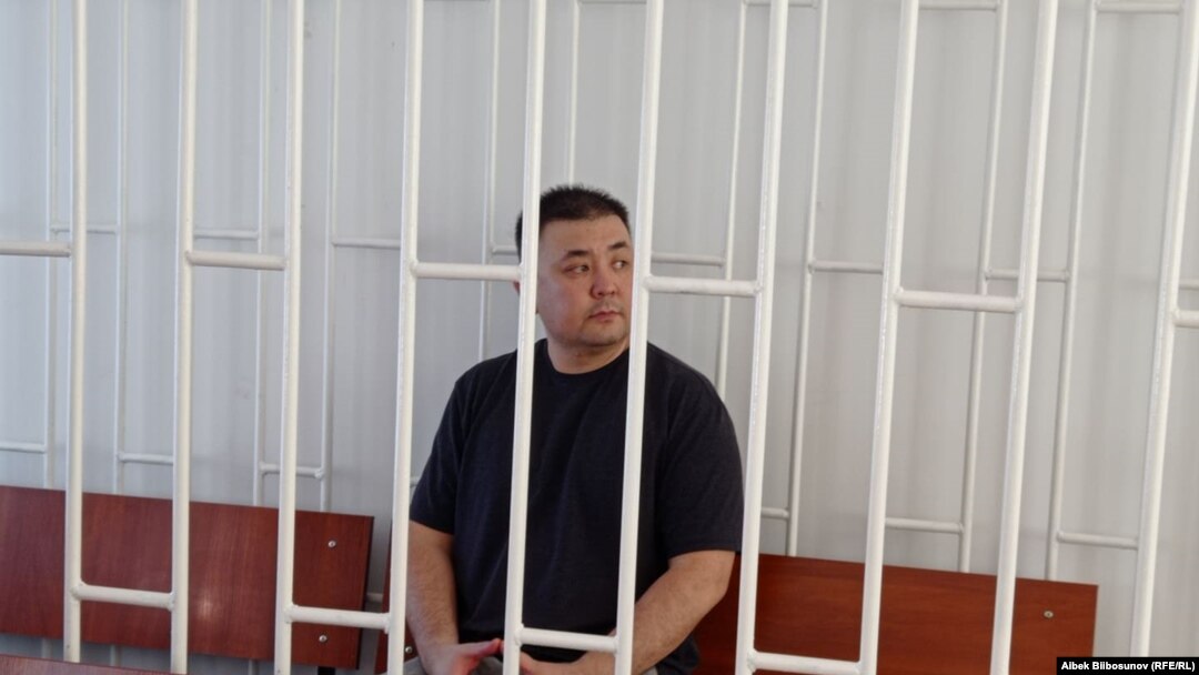 Мелис Аспеков ушул жылдын май айында абактан президенттин ырайымынын негизинде бошотулган.