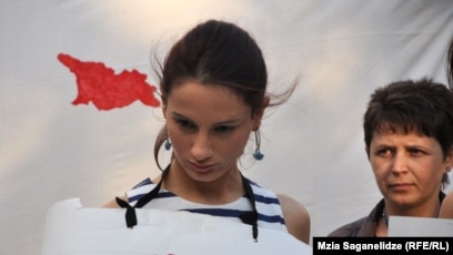 Сперматозоидпен жүру қоғамдық көліктегі әйелдердің жеңілтектігі