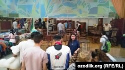 Ўзбекистонлик ёшлар.