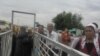 Очередь на узбекско-кыргызской границе вслед за закрытием пограничного пункта пропуска «Дустлик».
