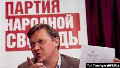 Жыныстық қатынас кезінде сөйлесетін орыс порносы