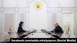 Saida Mirzijojeva i premijer Rusije Mihail Mihustin. Moscow, 29. maj 2025.