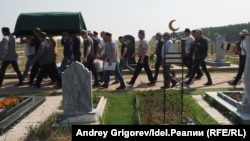 The victims were buried in cemeteries in Kazan and several other districts in Tatarstan in accordance with Islamic traditions.