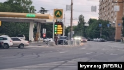 АЗС компании ATAN еще с работающим таблом. 17 июня 2026 года
