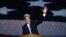 Presidenti Barack Obama dhe senatori i nominuar  John Kerry