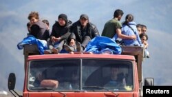 ლტოლვილები არაღიარებული მთიანი ყარაბაღიდან 