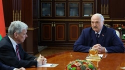 Джон Коўл і Аляксандар Лукашэнка