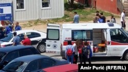 Ambulantna kola u migrantskom kampu u Velikoj Kladuši, fotoarhiv