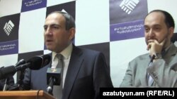 «Քաղաքացիական պայմանագիր» կուսակցության անդամների մամուլի ասուլիսը Երևանում, արխիվ