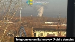 "Башкорт сода ширкәте" тирәсендә төтен күтәрелә. Exilenova+ фотосы
