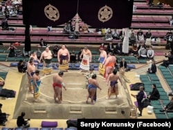 Змагання із сумо, у яких брав учали участь двоє українців