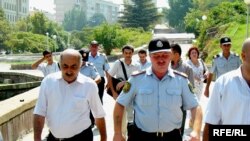 Saxlanılan aksiya iştirakçıları 9-cu polis bölməsinə aparılıblar