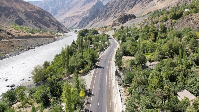 В Таджикистане началось строительство дороги Дарваз-Рушан
