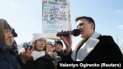 Deputata Nadia Savcenko înainte de ședința Parlamentului la care s-a votat ridicare imunității, KIev, 22 martie 2018.