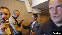 Russiýada beden üçin lasýony içip 33 adam öldi; 2 adam tussag edildi.