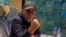 Александр Вабикс угрожает попутчикам
