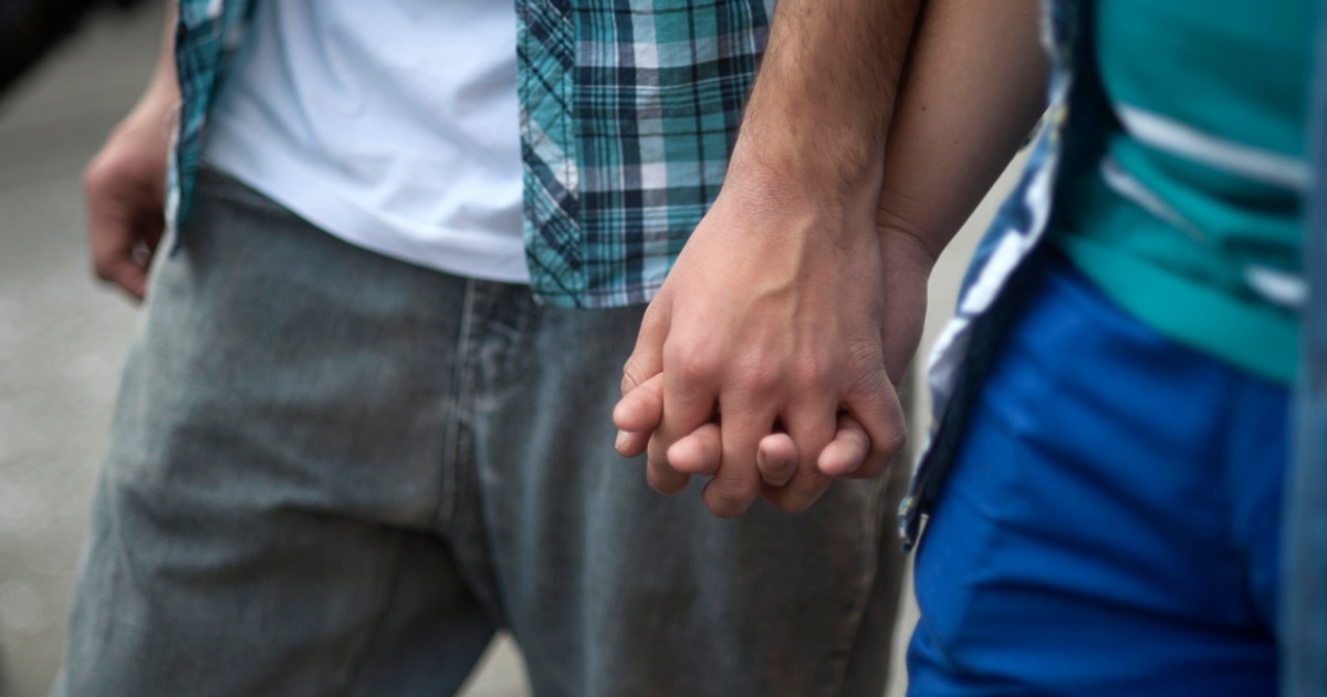 Әйелдің белдікпен ер адамды трахает ететін анальды секс видеолары