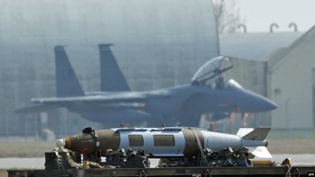 Силы НАТО на авиабазе Авиано в Италии, Aviano air base, 25 марта 2011 г