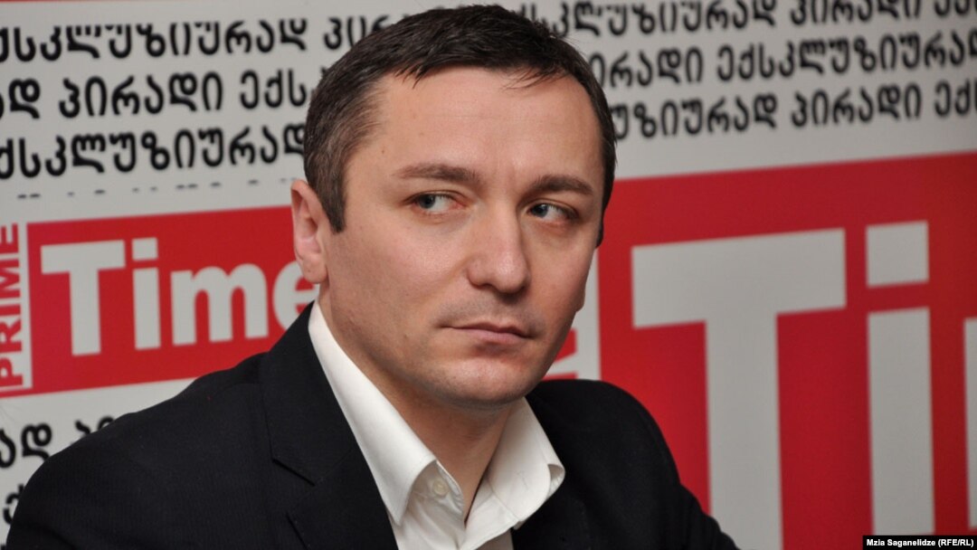 Автор тюремных кадров намерен судиться с теми, кто утверждает, что продал скандальные видеоролики за немалые деньги: Владимир Бедукадзе первый иск на днях намерен подать против президента Грузии