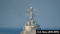 USS Donald Cook прямує у Чорне море